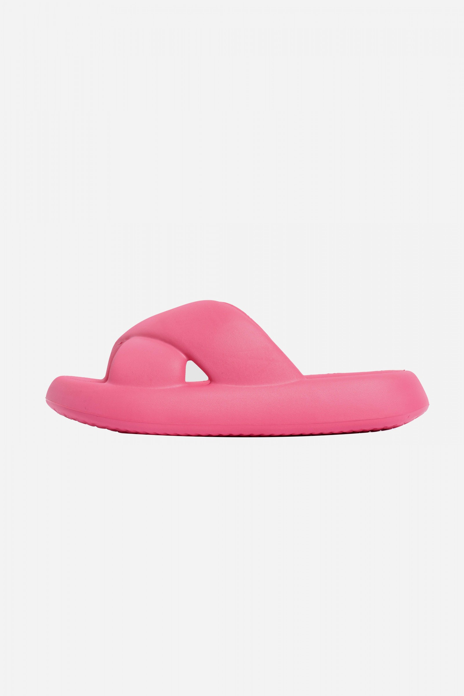 Gina Beach slipper